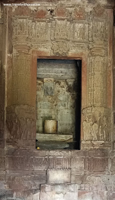 कंदरिया महादेव मंदिर खजुराहो - Kandariya Mahadeva Temple Khajuraho कंदरिया महादेव मंदिर खजुराहो - Kandariya Mahadeva Temple Khajuraho