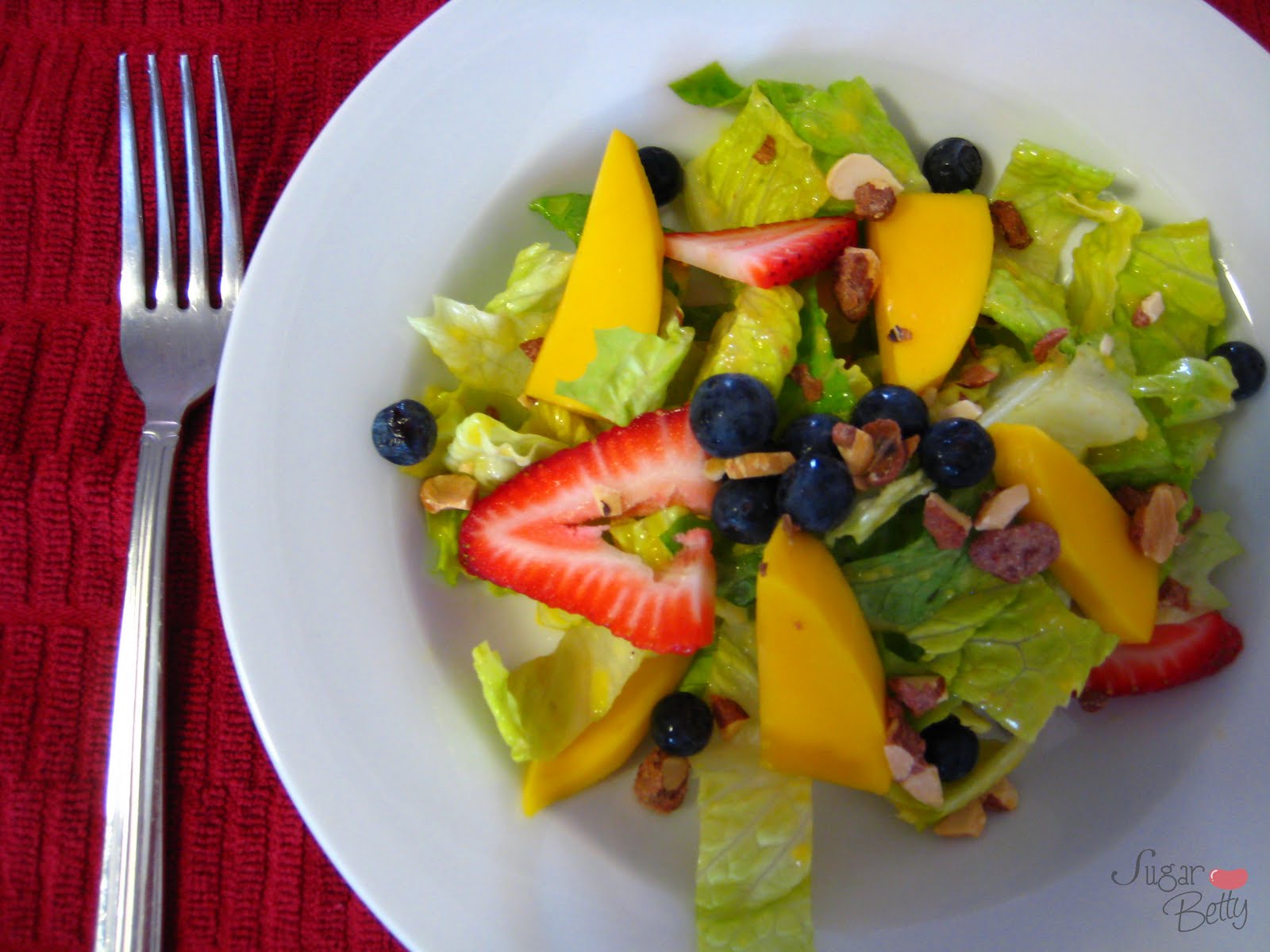 Sugar.Betty Mango Berry Salad