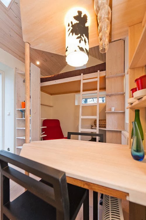 03-Internal-View-2-Lund-Swedish-Micro-House-12m²-www-designstack-co