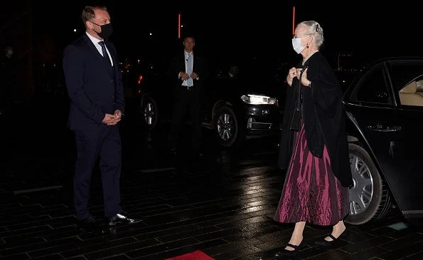 Queen Margrethe attended the gala final of the Lauritz Melchior International Singing Competition. pearl necklace and amethyst diamond earrings