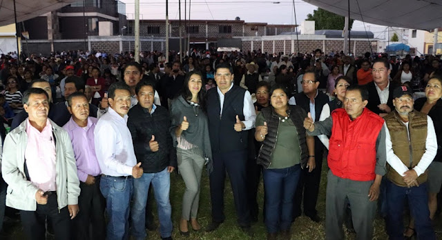 Carlos Morales celebró su onomástico con amigos de la región