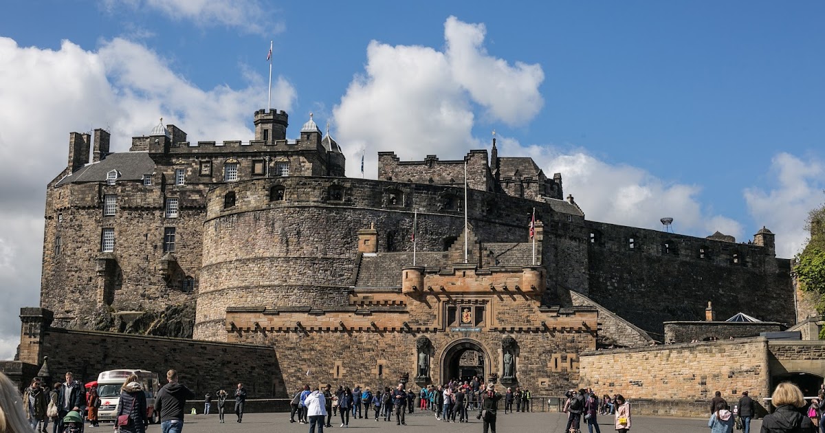 Top 10 Tourist attractions in Edinburgh, Scotland, England