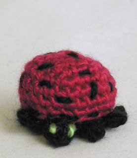 PATRON GRATIS MARIQUITA AMIGURUMI 45732