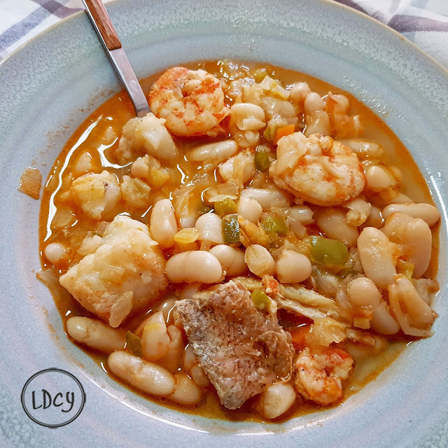 Alubias Marineras/ Marine Haricot Beans
