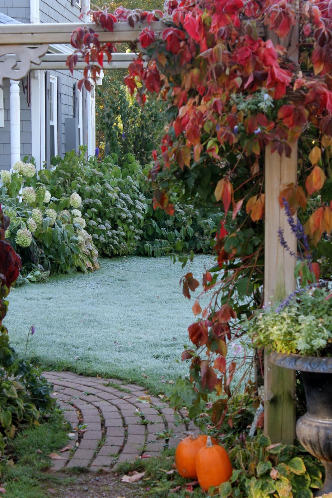 Aiken House & Gardens: Last Garden Tour of the Autumn Season