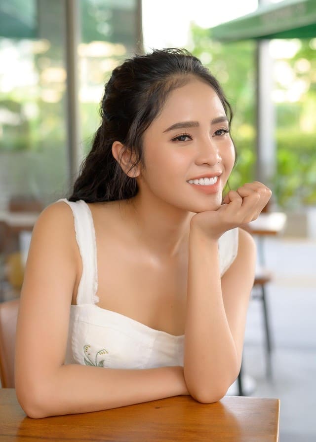 Cuộc sống đời thường của ca sĩ Phương Ý