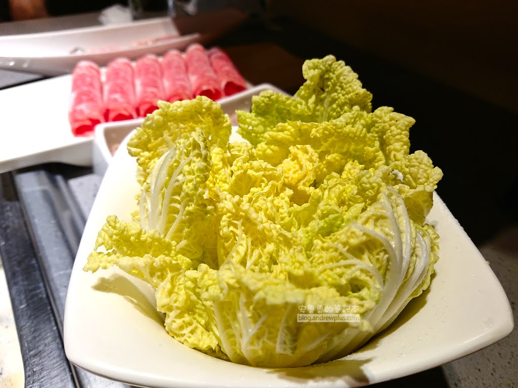 板橋美食,海底撈火鍋板橋店,火鍋美甲服務