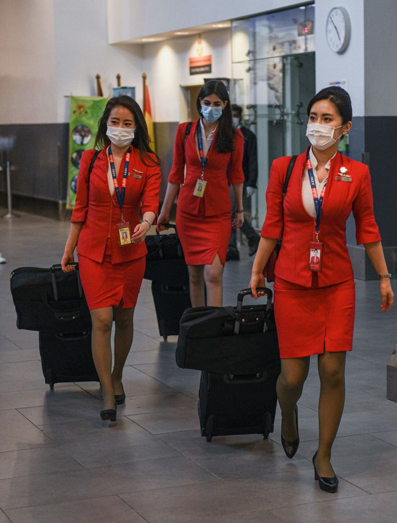 7 Things You'll Never See Flight Attendants Do Again