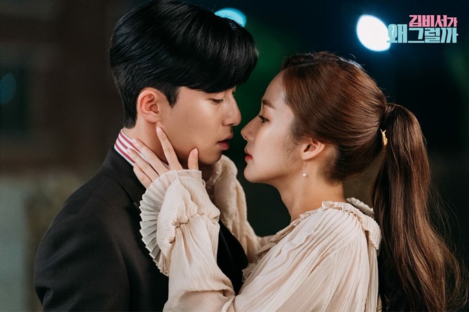 이미지에 대체텍스트 속성이 없습니다; 파일명은 Dg-tckRUcAAxYqz.jpg 입니다.