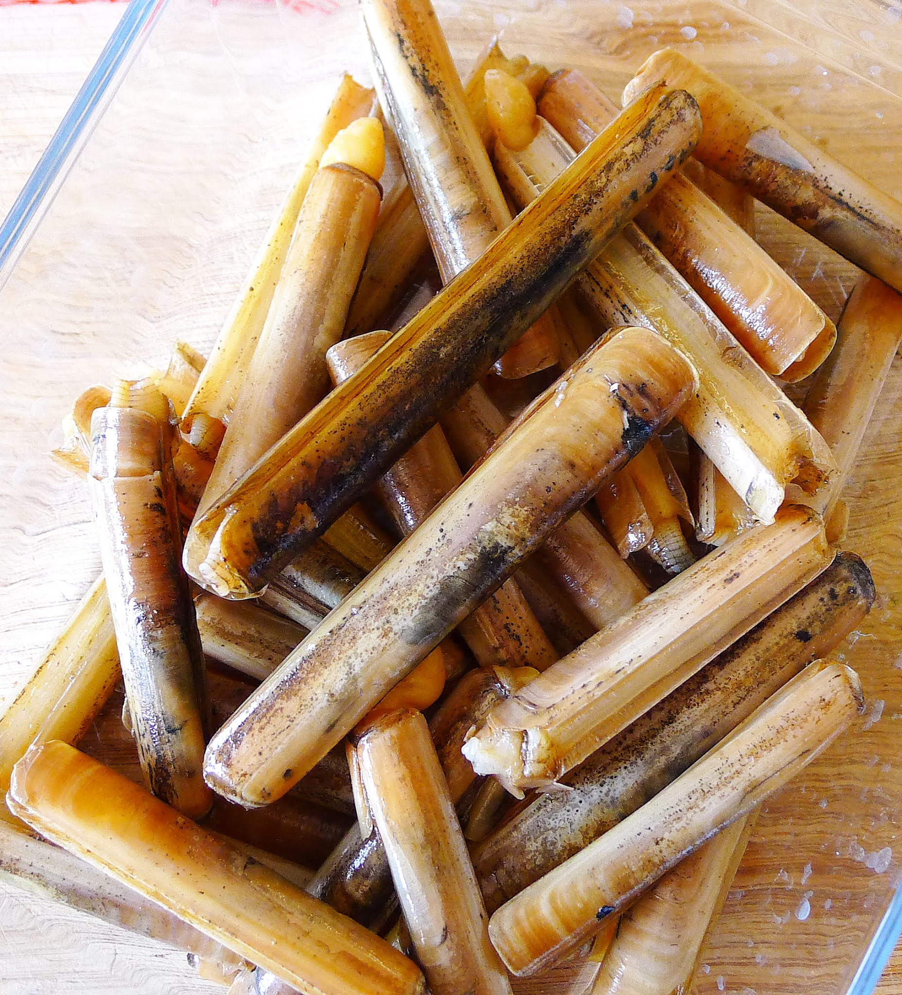 MY KITCHEN IN SPAIN: CAN´T PASS UP THE FISH VENDOR