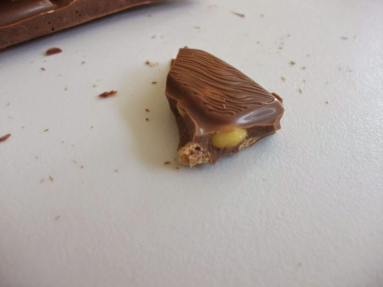 Cadbury Dairy Milk Marvellous Creations Banana Caramel Crisp Review