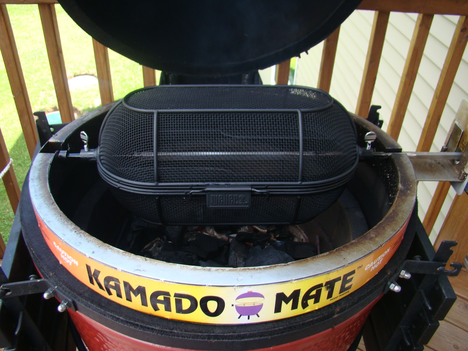 Kamado Joe Grilling Passion er Premium Fine Mesh Rotisserie Basket