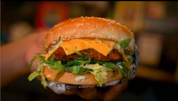 Lokasi Restoran Burger Lawless