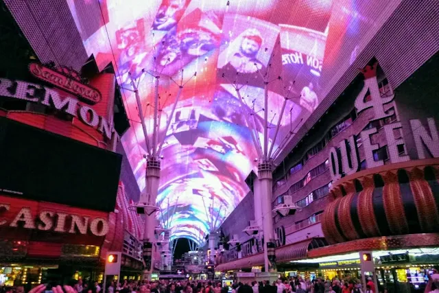 2 Days in Las Vegas - The Fremont Street Experience