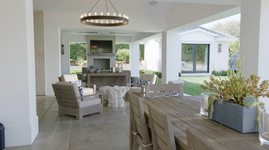 26 Interior Design Photos vs. 3910 Topside Ln, Corona Del Mar, CA Luxury Home Tour