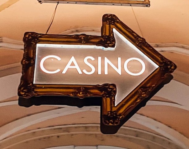 emoji casino