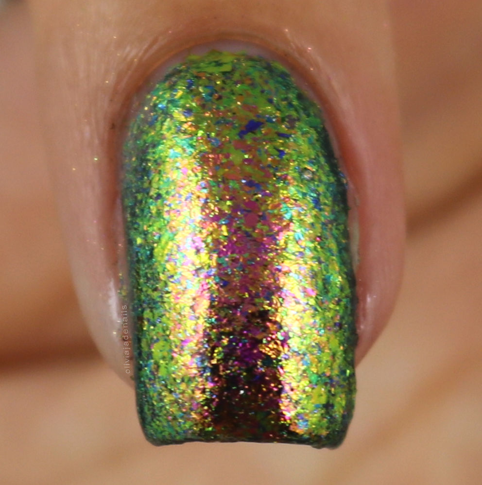 Emily de Molly Insipid swatch by Olivia Jade Nails