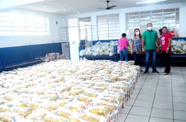 Prefeitura de Registro-SP inicia distribuição da terceira remessa de cestas de alimentação para todos os alunos da Rede Municipal