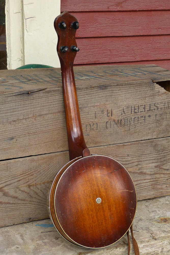 c.1930 Harmonymade 7" Resonator Banjo Uke