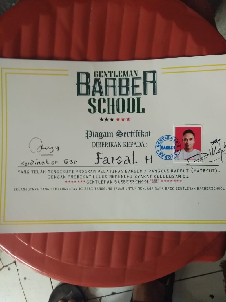 KURSUS POTONG RAMBUT RESMI BERIJIN GRATIS MODEL 1 500 000 KURSUS POTONG RAMBUT RESMI BERIJIN GRATIS MODEL 1 500 000