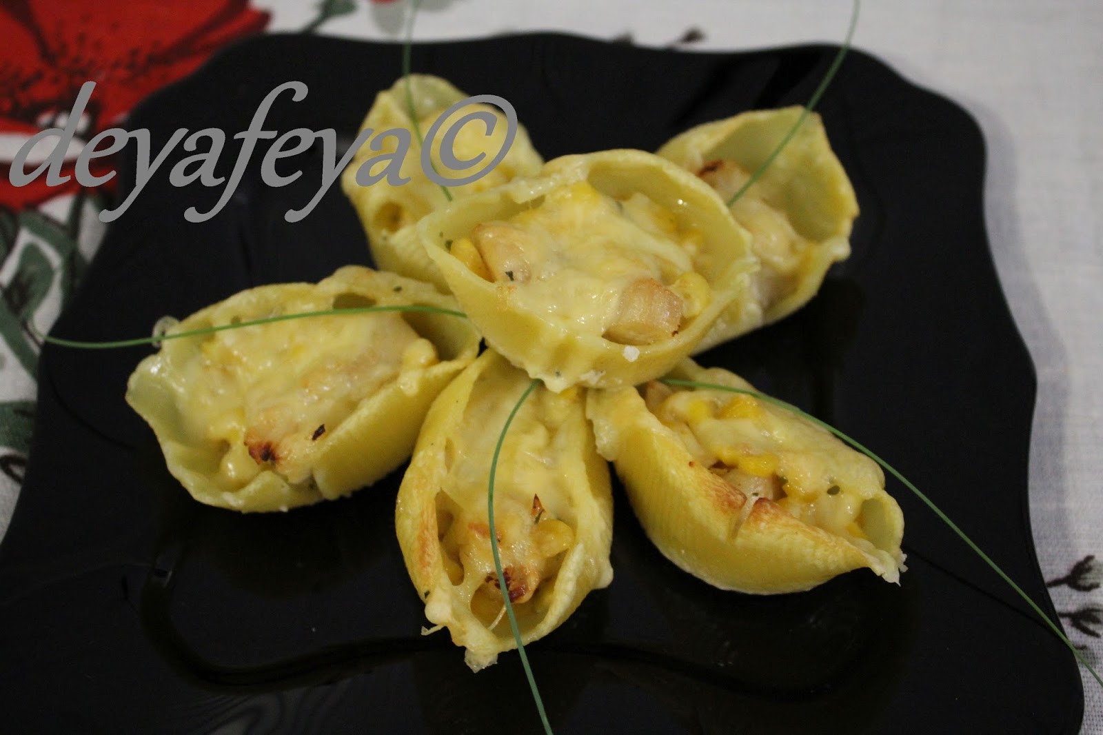 My Book: Конкильони с пилешко месо и сметана