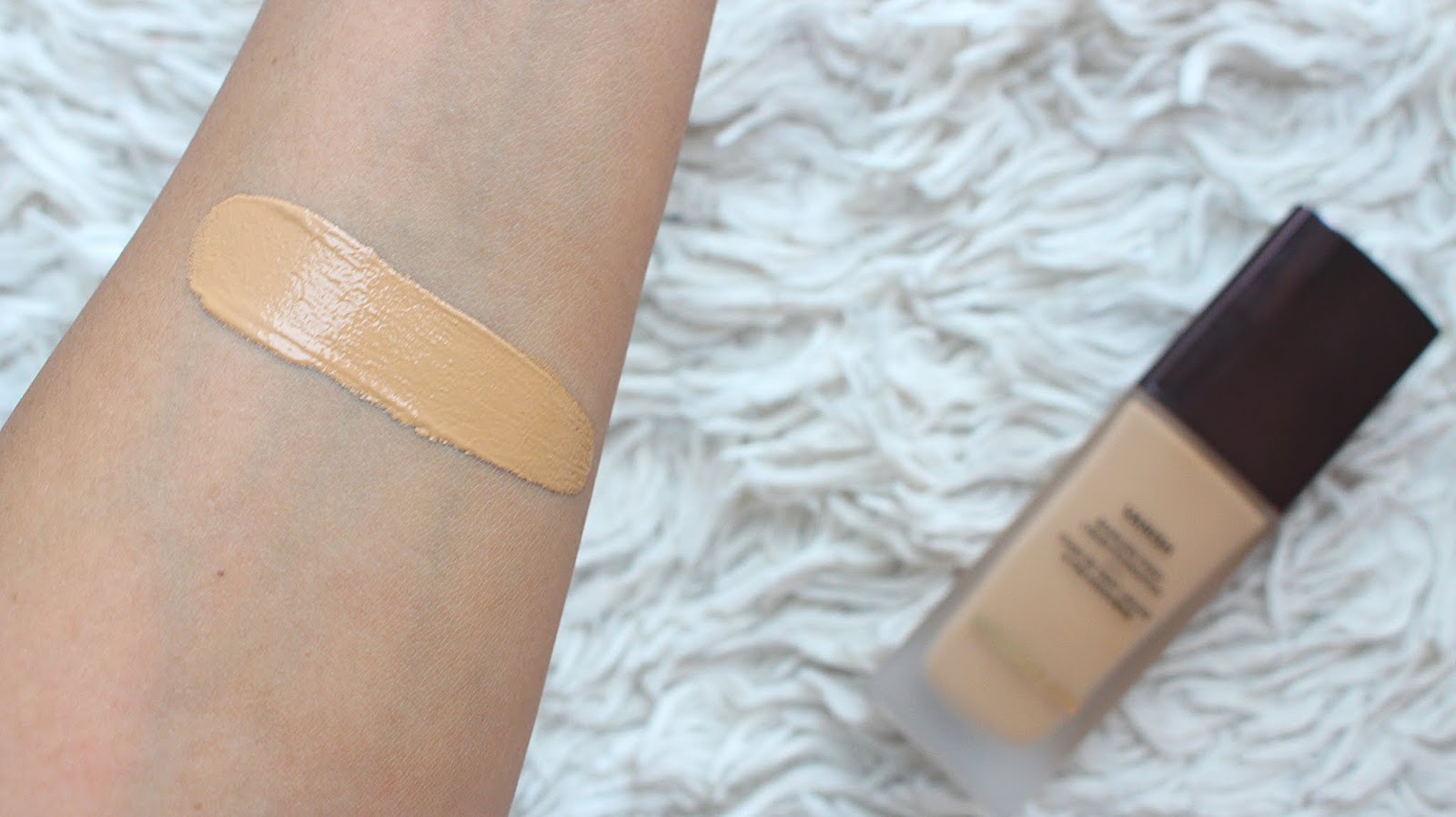 Samantha Jane Hourglass Vanish Liquid Foundation Swatches and Comparisons