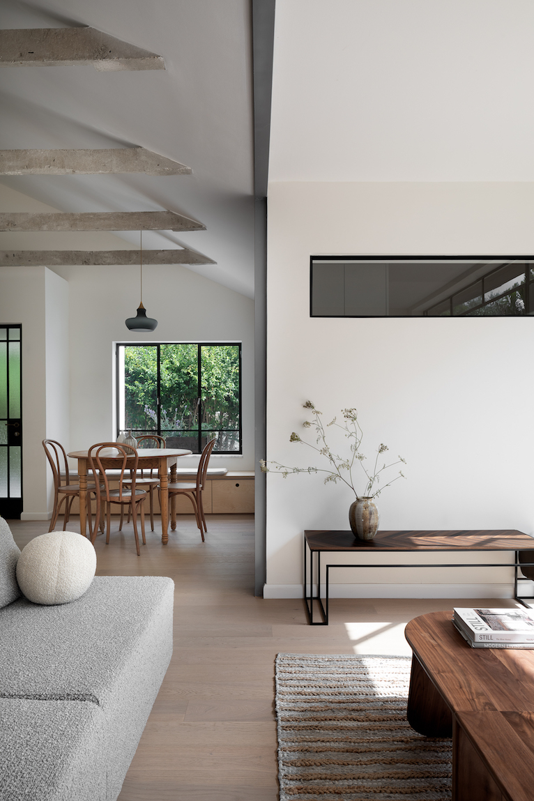 A light home with a beautiful court