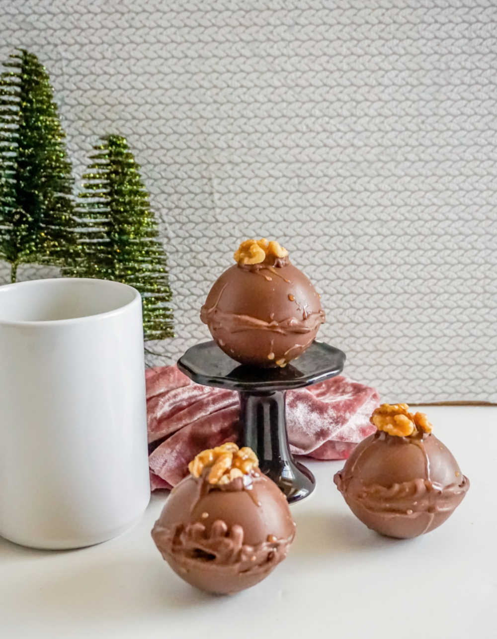 hot cocoa bombs recipe and tips