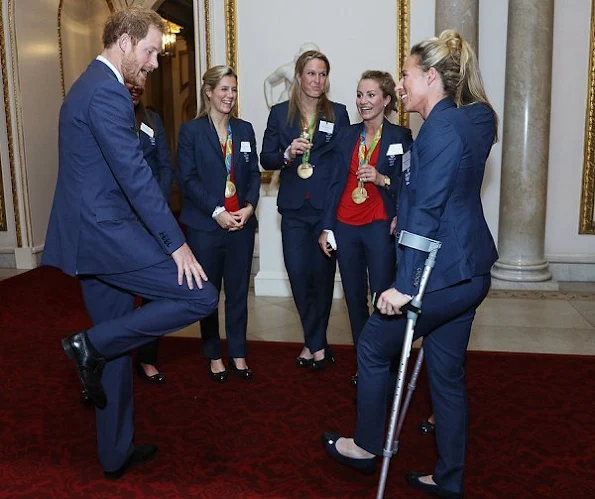 Queen Elizabeth, Prince William, Catherine, Duchess of Cambridge, Prince Harry, Princess Anne and Prince Edward. Kate Middleton wore Alexander McQueen Silk Floral Midi Dress 