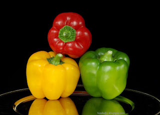 http://fotobabij.blogspot.com/2015/04/papryka-roczna-capsicum-annuum.html