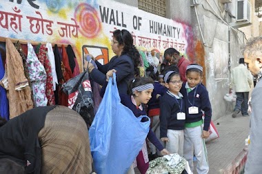 Wall of Humanity in Nagpur, India