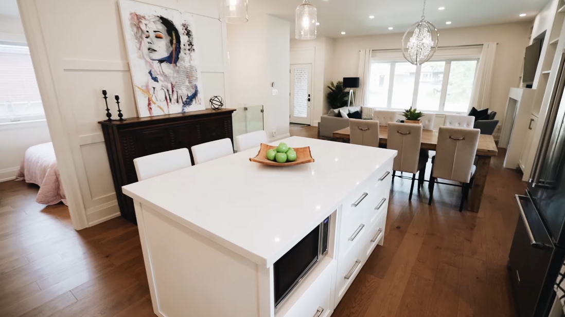 35 Interior Design Photos vs. 37 Coney Rd, Toronto Luxury Home Tour