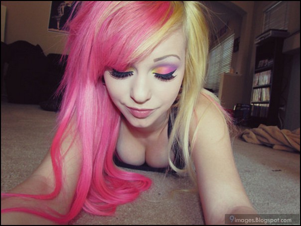 [Jeu] Suite d'images !  - Page 12 Blonde-emo-girl-sexy-cute-pink-hair