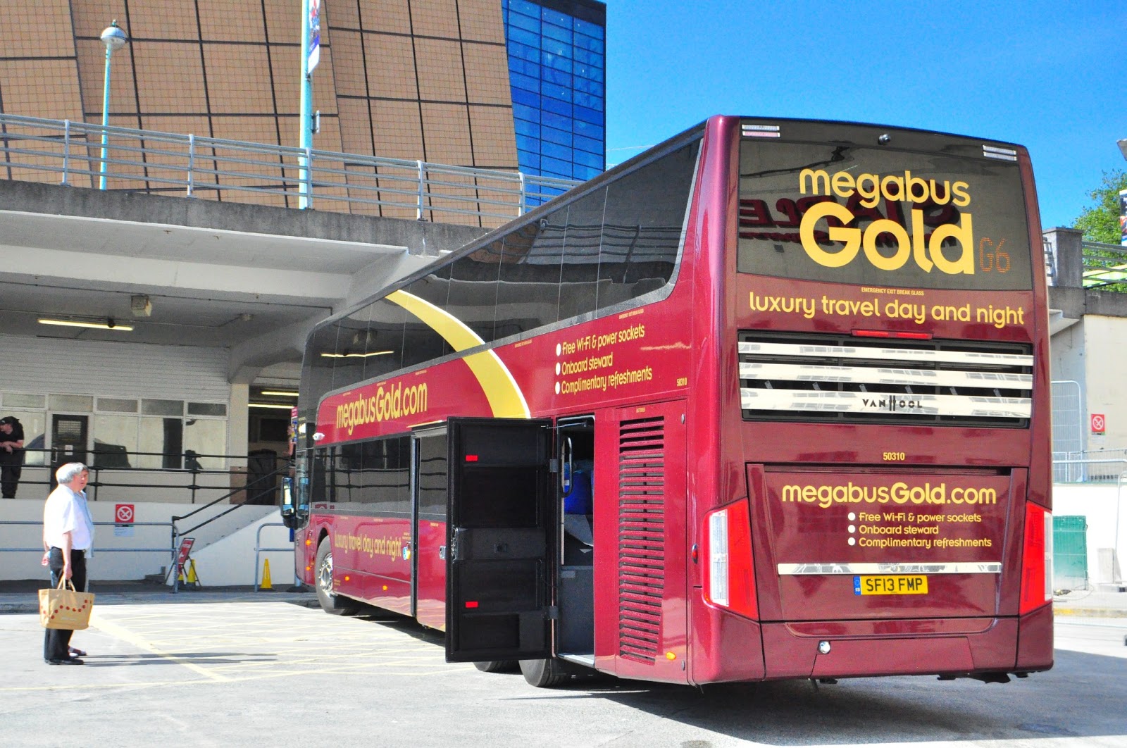 Public Transport Of The Plymouth Area A mega Megabus Astromega!