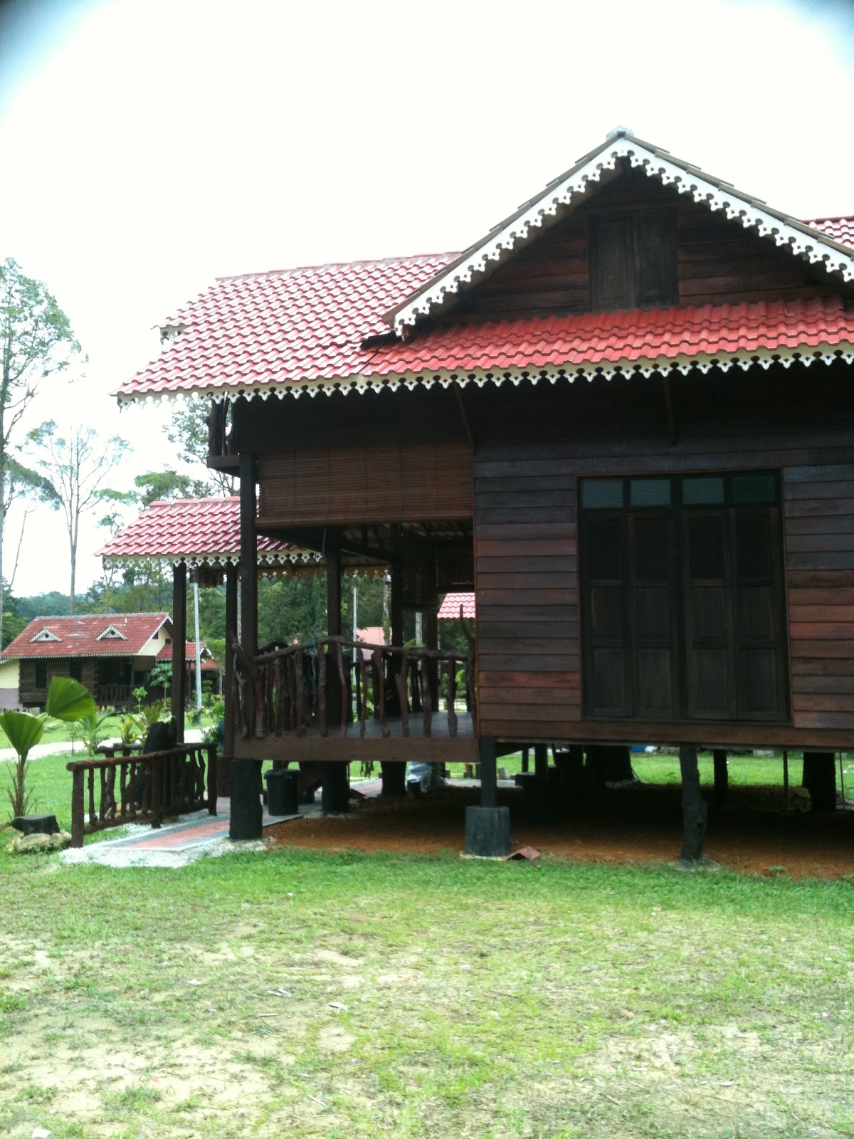AMPTECH interior design Rumah Kayu Kuantan