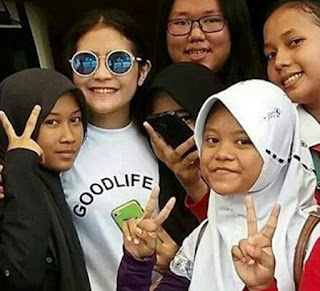 Prilly Latuconsina Akan Tinggalkan Indonesia