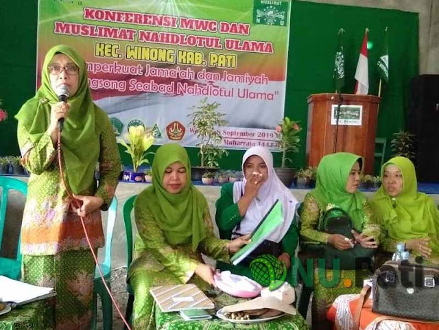 Arina Hidayah Ketua PAC Muslimat Winong Arina Hidayah Ketua PAC Muslimat Winong