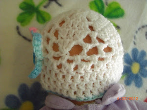 Motif hat for preemies