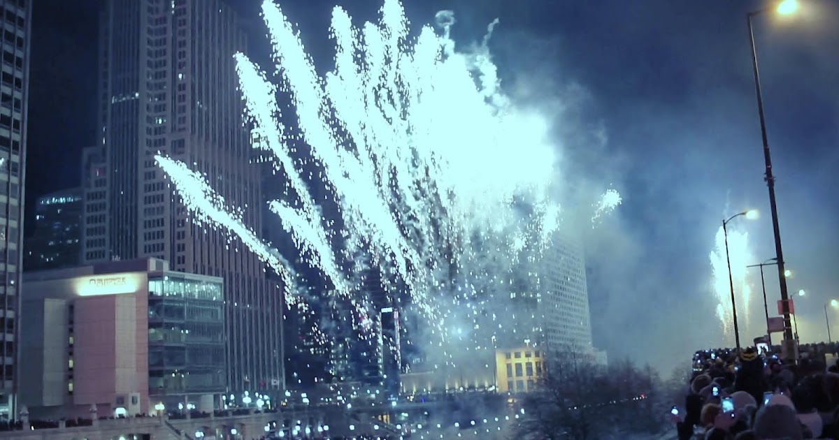 Chicago New Year 2020 Fireworks at Michigan Ave Happy NY
