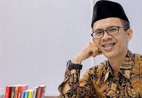 Menteri Takut Covid-19 dan Jadi Beban Jokowi, Ujang Komarudin: Mending Reshuffle Saja