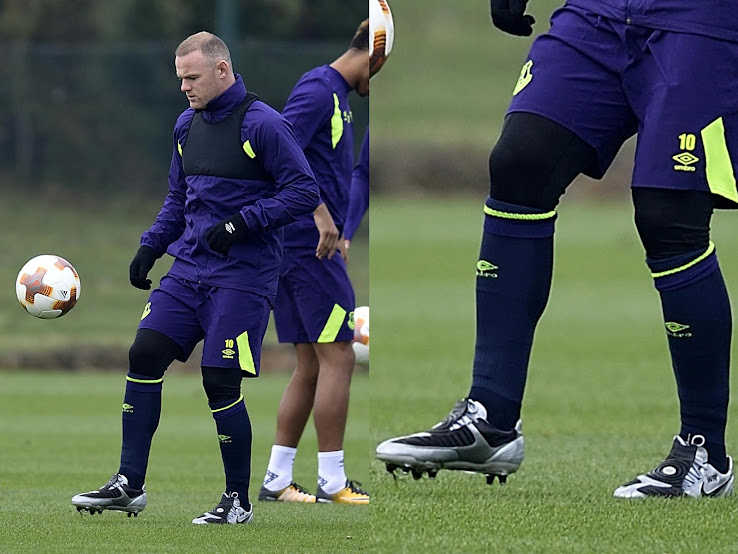 nike rooney boots