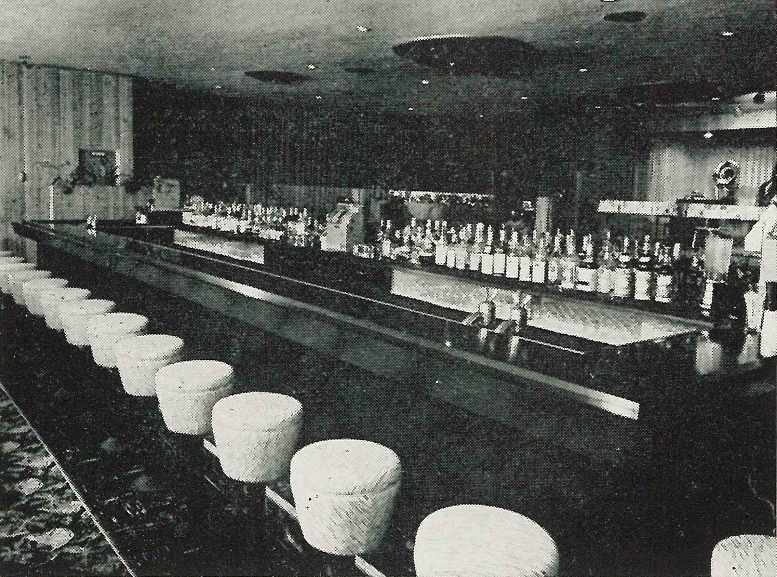 Colfax Avenue Red Door Restaurant And Cocktail Lounge