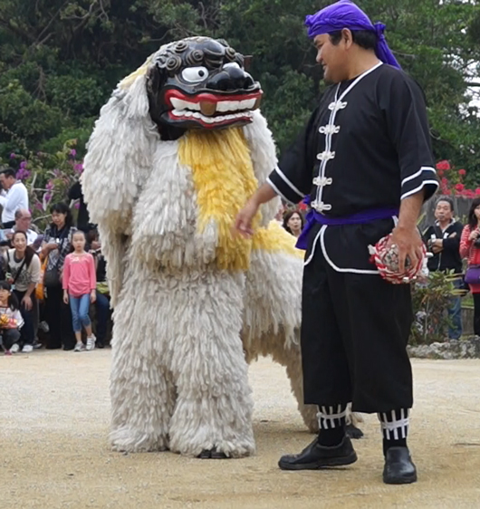 A lion dance of Okinawa 