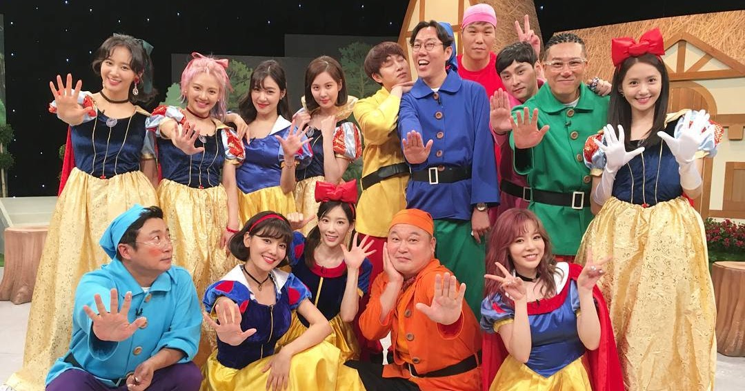 Check out SNSD's behind pictures from their 'Knowing Brothers' filming