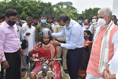 Gaya Divyangjan Camp: दिव्यांगजनों के कल्याणनार्थ गया में लगा शिविर