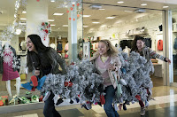 A Bad Moms Christmas Mila Kunis, Kristen Bell and Kathryn Hahn Image 1 (5)