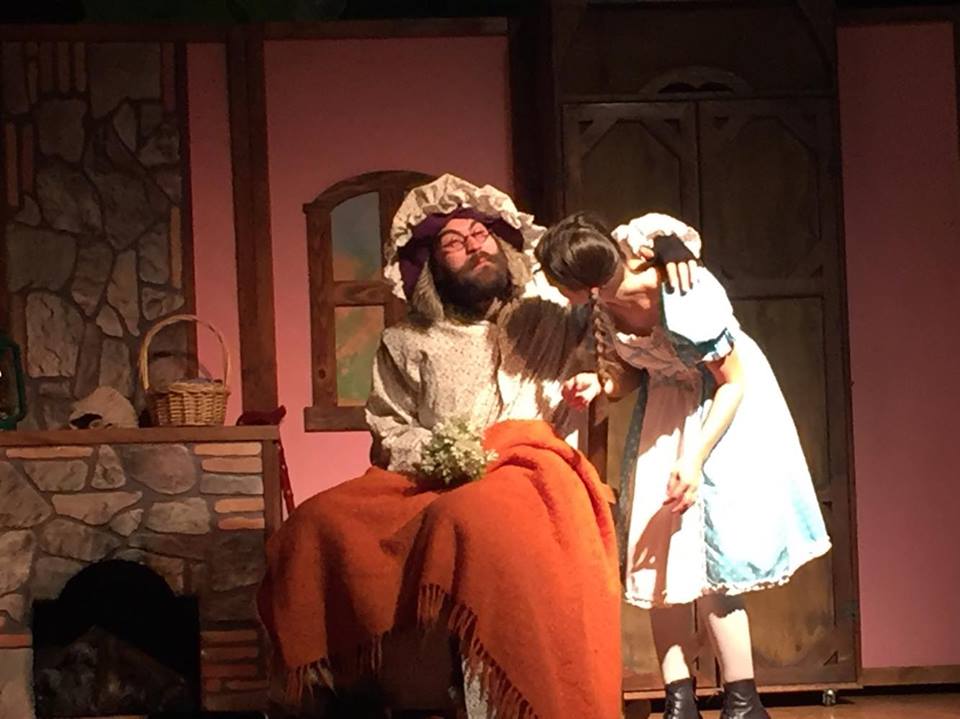 KIRMIZI BAŞLIKLI KIZ Eti Çocuk Tiyatrosu