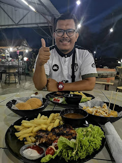 Makan Malam Sedap di Terengganu : Paloq Western Food Gong Badak 