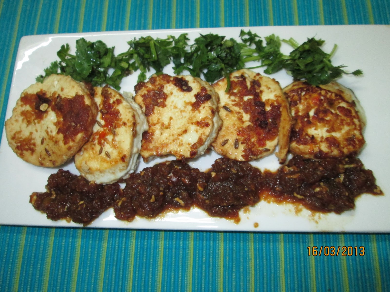 Food for Life ! Cottage Cheese Roundels in Jamaican Sauce