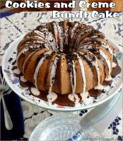 Cookies and Crème Bundt Cake is a moist cake that starts with a mix, adds in cookies and crème flavors and cookie chunks, then is double drizzled and topped with more cookie crumbs. | Recipe developed by www.BakingInATornado.com | #recipe #cake